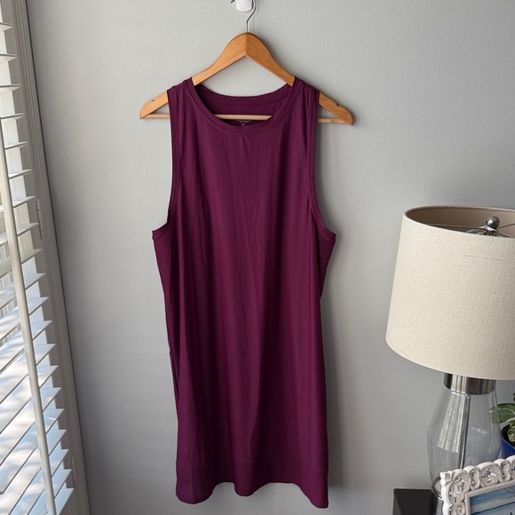Athleta Dresses & Skirts - Athleta Sleeveless‎ Performance Dress
